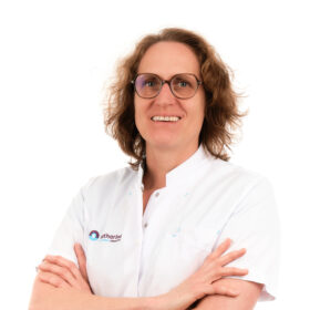 Bastiaans, dr. D.E.T. (Diane)