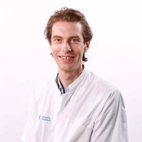 Bras, dr. A.E. (Anne)
